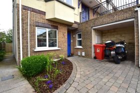 Superb Two Bedroom Maisonette Style Apartment 25, Copperhill, Broomfield Village, Midleton, Co. Cork. P25KX48